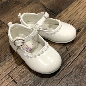 Little girls white dress shoes